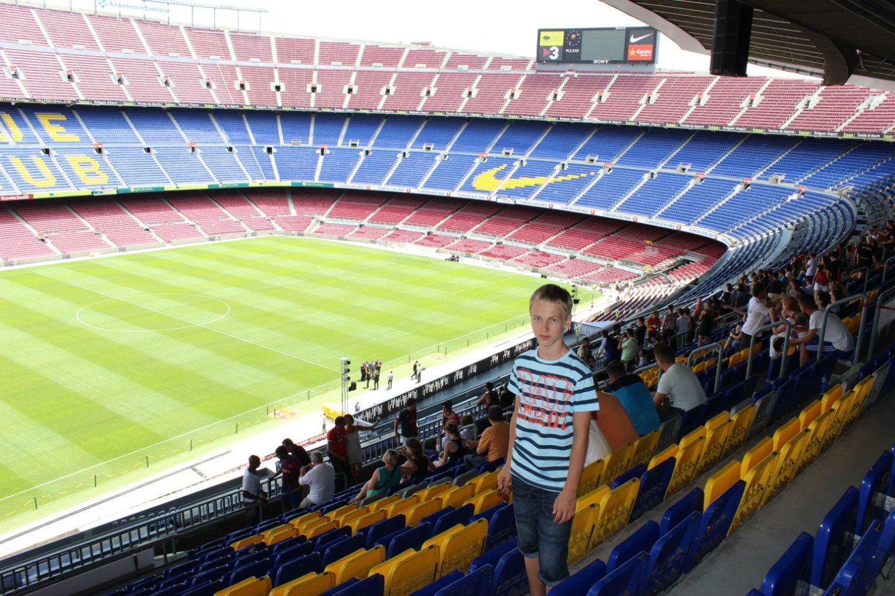 Артем на стадионе Camp Nou
